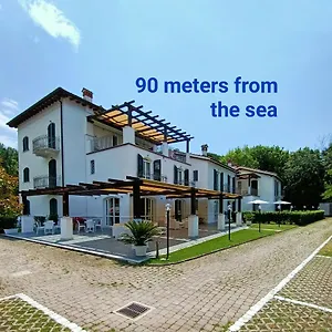 Aparthotel Residenza Casa Bianca, Marina di Massa